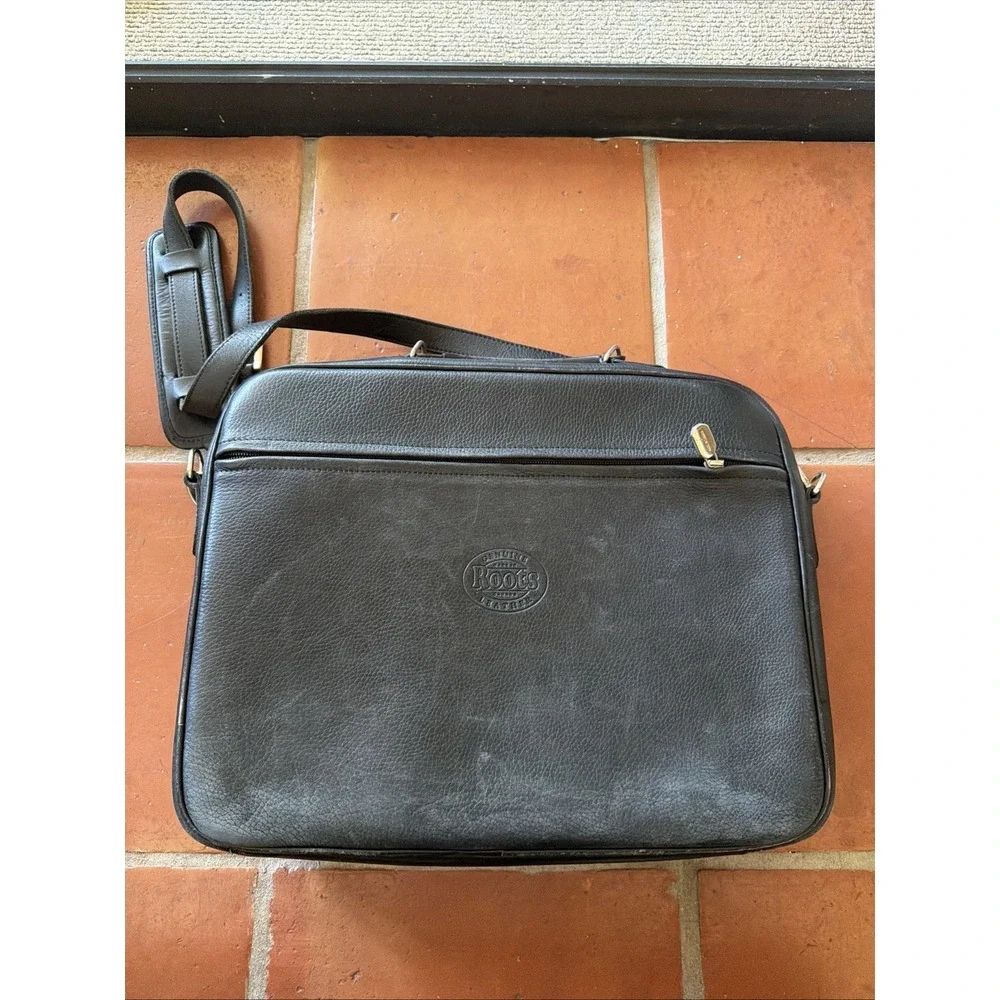 ROOTS Vintage Black Leather Canada Messenger Briefcase Sling Silver Buckles